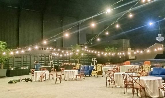 LAMPU GANTUNG, LAMPU CAFE, LAMPU KARNAVAL, SEWA LAMPU DEKORASI
