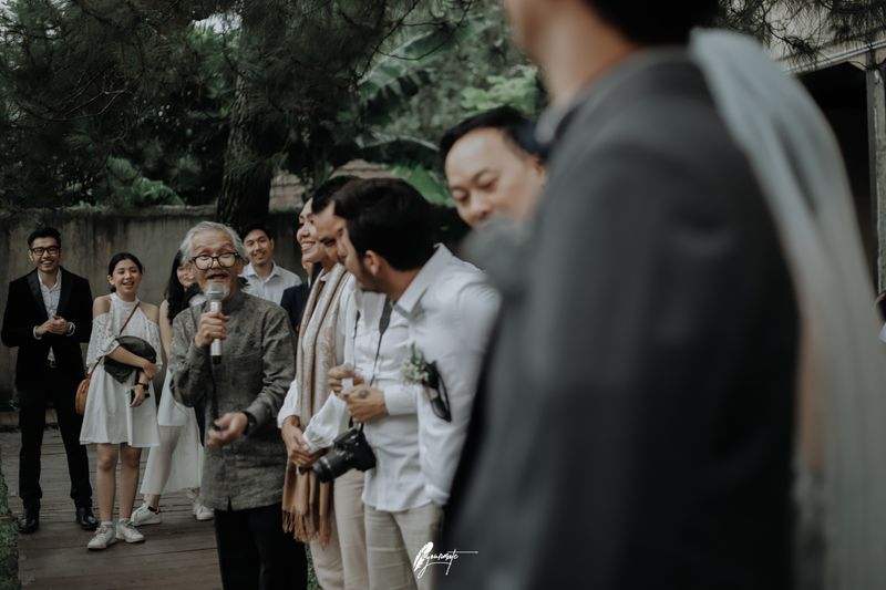 beautiful-intimate-wedding-undefined
