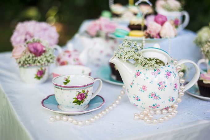 Anasteema Tea Party