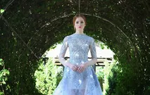 evening wear by Yenty Tan