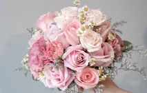 Bridal bouquet by White On White