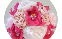 Magenta Handbouquet by deluniq bride