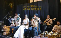 Seminar Nasional Politeknik Piksi Ganesha Bandung by Javaetnika