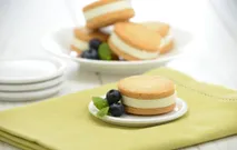 Cookie Sandwich by Maqui's