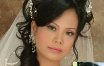 B4 by Petrus Bridal