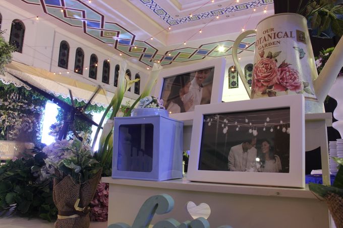 Mutia & Audy Rustic Garden Wedding by LAKSMI - Kebaya Muslimah & Islamic Bride - 002