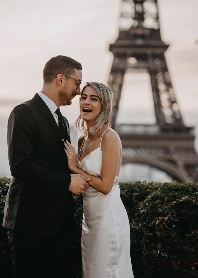 Paris Engagement Photoshoot - Fevrier Photography by Février Photography | Paris Photographer - 011 Paris Engagement Photoshoot - Fevrier Photography by Février Photography | Paris Photographer - 011
