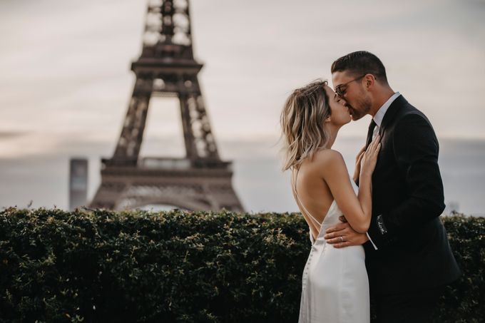 Paris Engagement Photoshoot - Fevrier Photography by Février Photography | Paris Photographer - 003 Paris Engagement Photoshoot - Fevrier Photography by Février Photography | Paris Photographer - 003