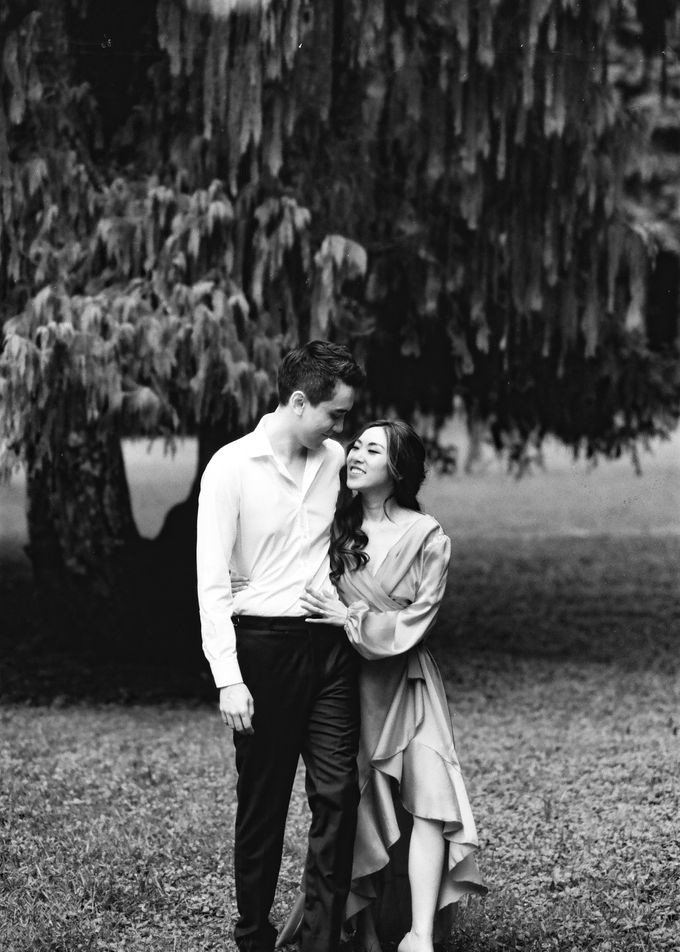 Matthew & Michelle Engagement by Arta Photo - 019