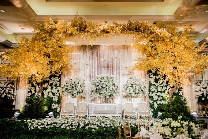 Romantic All White by STEVE'S DECOR - 002 Romantic All White by STEVE'S DECOR - 002