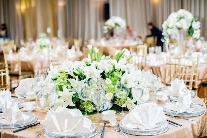 Romantic All White by STEVE'S DECOR - 005 Romantic All White by STEVE'S DECOR - 005