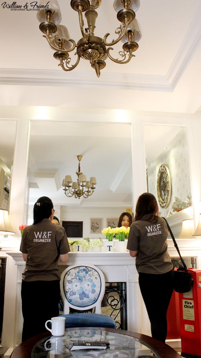 Courtesy of David & Magda by William & Friends