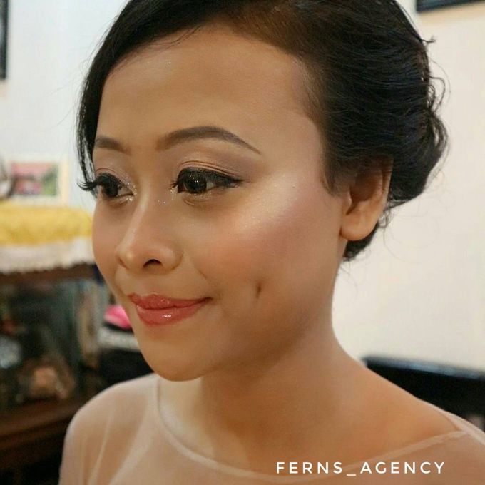 Makeup Artist Photoshoot by Ferns Agency - 005