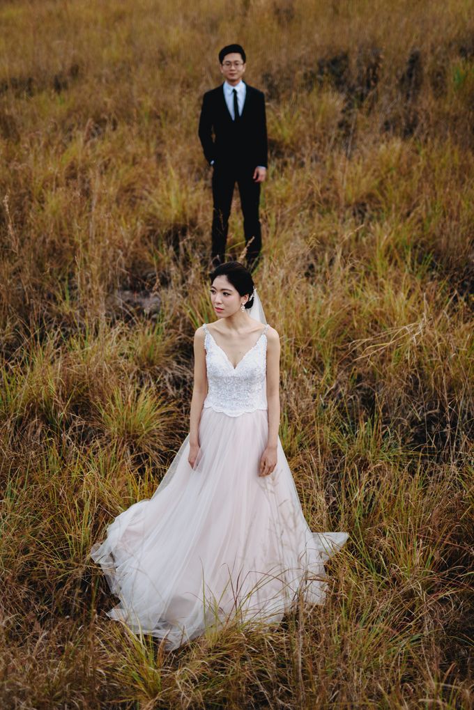 Diana and Ben Couple Session in Bali by Terralogical - 002