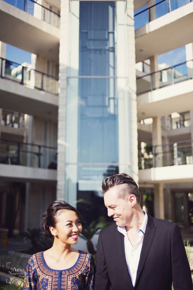 Bintang & Brett Engagement Session by Fikri Halim Makeup Artist - 003