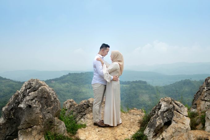 Foto pre wedding Hanam dan Dini by Weddingscape - 001