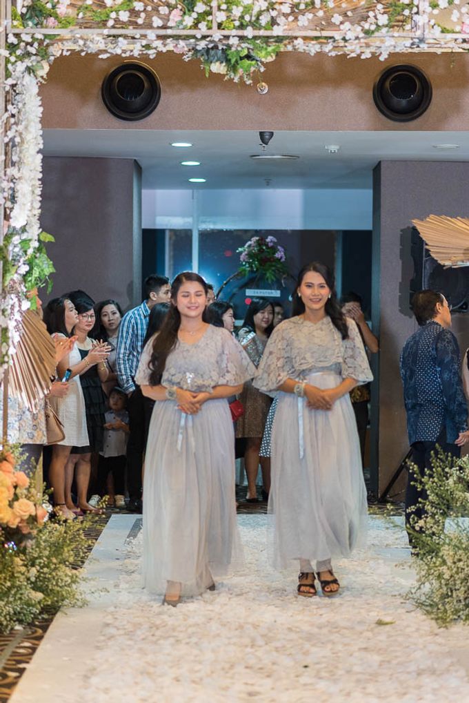 Liputan pernikahan Hendri dan Vania by Weddingscape - 032 Liputan pernikahan Hendri dan Vania by Weddingscape - 032