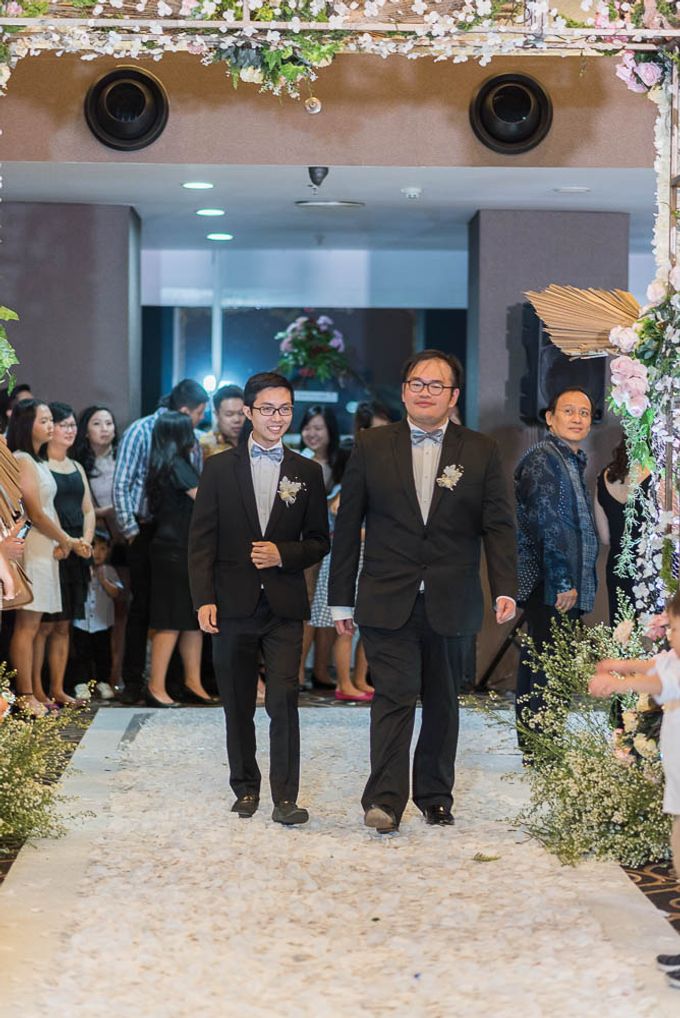 Liputan pernikahan Hendri dan Vania by Weddingscape - 035