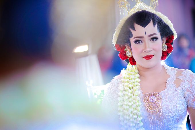Ayik & Yudha Wedding by Faust Photography - 019 Ayik & Yudha Wedding by Faust Photography - 019