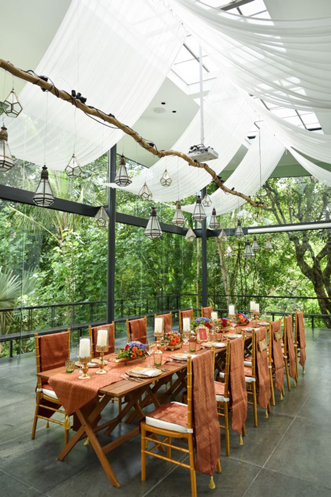 Minangkabau Traditional wedding set up at The Glass House by Tirtha Bridal - 002 Minangkabau Traditional wedding set up at The Glass House by Tirtha Bridal - 002