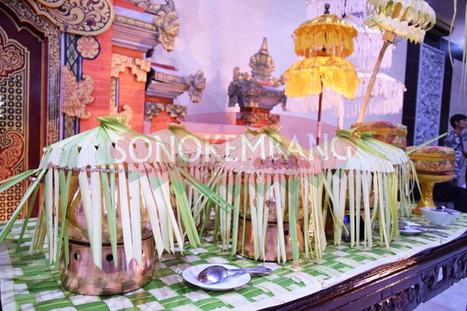 The wedding of Mbak Dian & Mas Ernan at Gedung Sasono Utomo by Sonokembang Catering - 005 The wedding of Mbak Dian & Mas Ernan at Gedung Sasono Utomo by Sonokembang Catering - 005