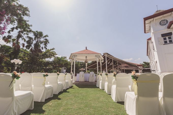 Mr & Mrs. Always Right Intimate Wedding at Alkaff Mansion by Moments By Rendy - 005 Mr & Mrs. Always Right Intimate Wedding at Alkaff Mansion by Moments By Rendy - 005