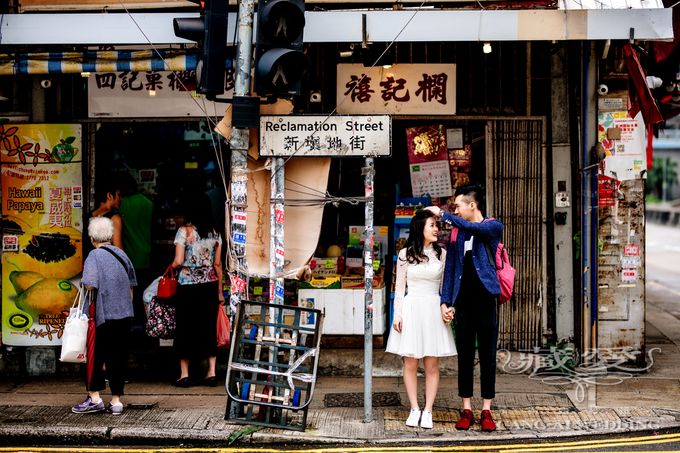 Bustling Street of Hong Kong by Cang Ai Wedding - 003