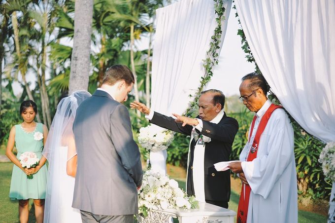 Dramatic Mountain Raung Wedding Concept by AT Photography Bali - 024 Dramatic Mountain Raung Wedding Concept by AT Photography Bali - 024