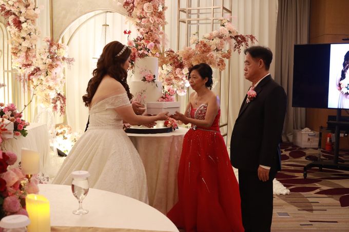 MC Wedding intimate at Padang Room Westin Jakarta by Anthony Stevven by Vica Decoration - 019 MC Wedding intimate at Padang Room Westin Jakarta by Anthony Stevven by Vica Decoration - 019