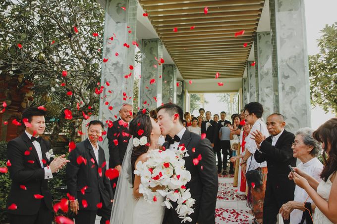 The Wedding of Denny & Maureen by BDD Weddings Indonesia - 004