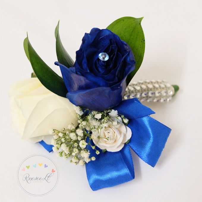 Boutonnière /Corsage by Roseveelt Florist - 004 Boutonnière /Corsage by Roseveelt Florist - 004