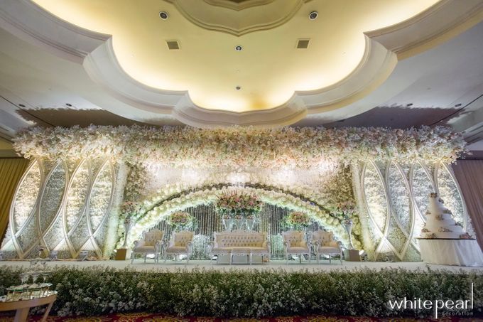 The Ritz Carlton Mega Kuningan 2018 05 26 by White Pearl Decoration - 003