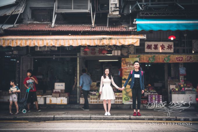 Bustling Street of Hong Kong by Cang Ai Wedding - 005