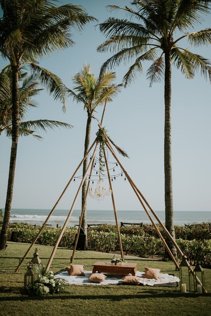 Bali Greenery Rustic with Boho Touch Wedding Decoration by Eurasia Wedding - 002 Bali Greenery Rustic with Boho Touch Wedding Decoration by Eurasia Wedding - 002