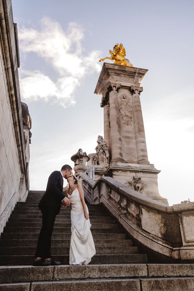 Paris Engagement Photoshoot - Fevrier Photography by Février Photography | Paris Photographer - 007 Paris Engagement Photoshoot - Fevrier Photography by Février Photography | Paris Photographer - 007