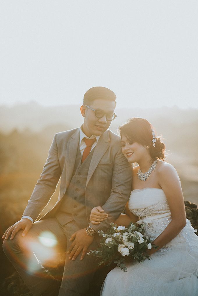 ARTHA & ADE PRE-WEDDING SESSIONS by Pixamore - 007 ARTHA & ADE PRE-WEDDING SESSIONS by Pixamore - 007