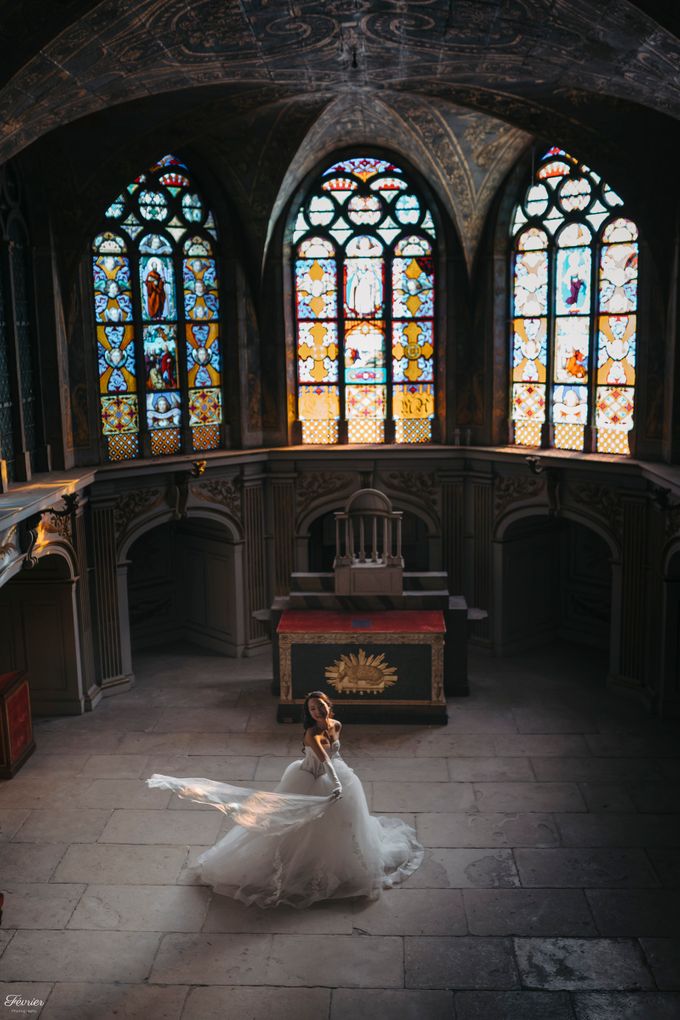 Exclusive Paris Pre Wedding Photo Shoot at Chateau de Fontainebleau by Février Photography | Paris Photographer - 011 Exclusive Paris Pre Wedding Photo Shoot at Chateau de Fontainebleau by Février Photography | Paris Photographer - 011