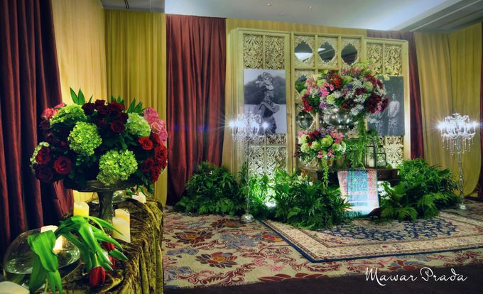 Cadmium Red of Mandailing by MawarPrada Wedding Decoration - 004 Cadmium Red of Mandailing by MawarPrada Wedding Decoration - 004