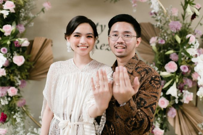 Listy & Reza 's Engagement by decorataudekor - 008