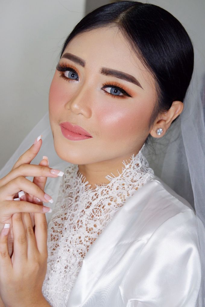 Nabila By Makeupbyrizki By Makeupbyrizki Bridestory Com