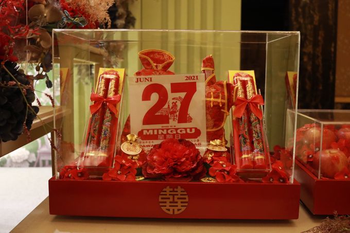 MC Sangjit Hotel Mulia Ballroom - Anthony Stevven by LeNovelle Cake - 018 MC Sangjit Hotel Mulia Ballroom - Anthony Stevven by LeNovelle Cake - 018
