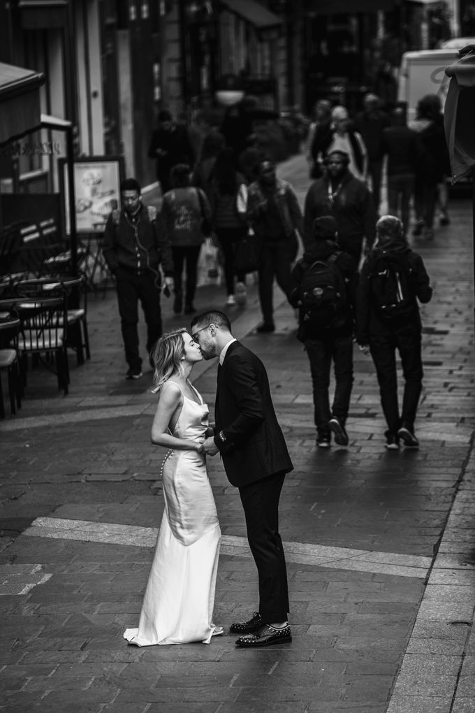 Paris Engagement Photoshoot - Fevrier Photography by Février Photography | Paris Photographer - 004 Paris Engagement Photoshoot - Fevrier Photography by Février Photography | Paris Photographer - 004