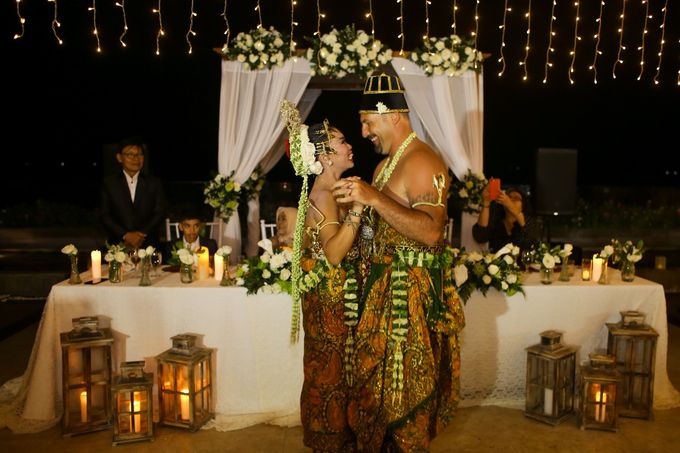 Chad and Lia Wedding by Jimbaran Bay Beach Resort and Spa - 001 Chad and Lia Wedding by Jimbaran Bay Beach Resort and Spa - 001
