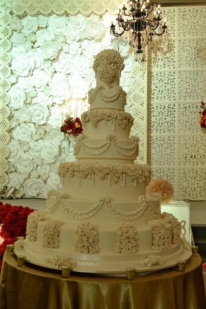 7 tiers Wedding Cake by LeNovelle Cake - 013 7 tiers Wedding Cake by LeNovelle Cake - 013