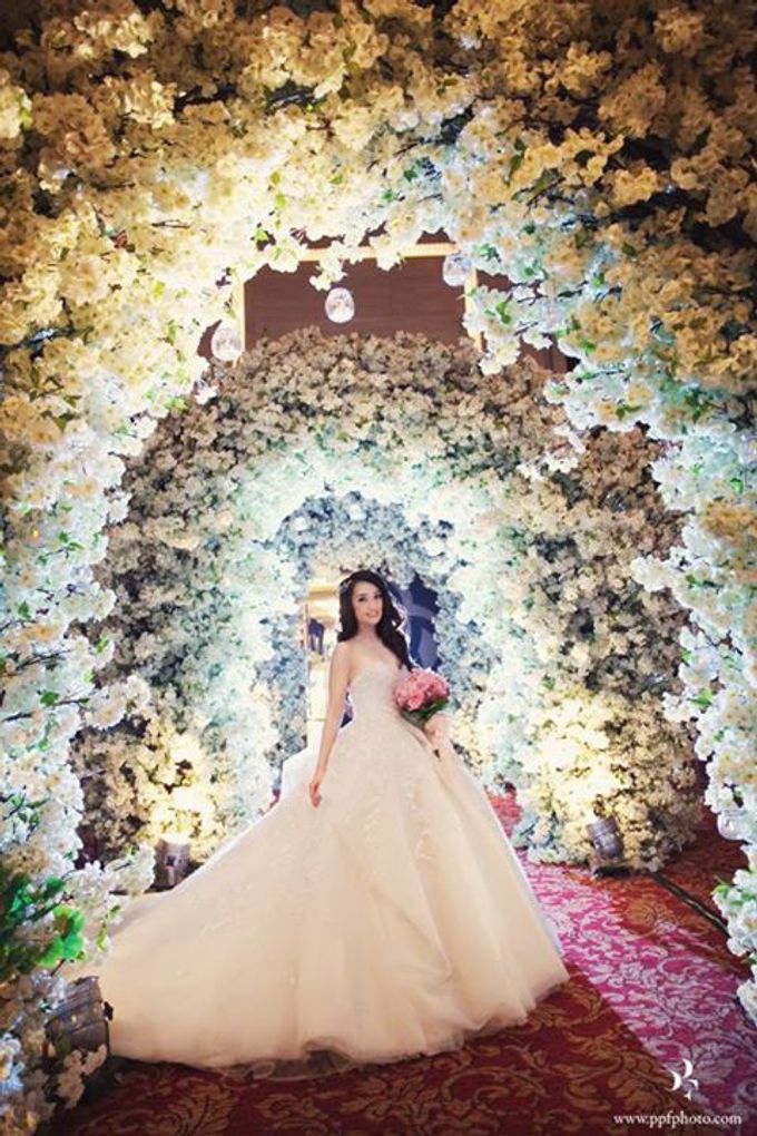 Kevin & Arlyn Wedding Day - Photo by Surya by PPF Photography & Videography - 004 Kevin & Arlyn Wedding Day - Photo by Surya by PPF Photography & Videography - 004