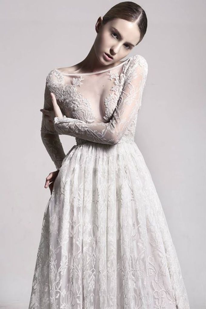 Flesh to Dust Spring Summer 2015 RTW and Bridal by Bramanta Wijaya Sposa - 007