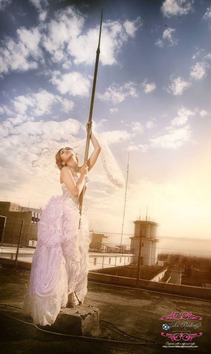 Run Away Bride " The Light & The Dark Wedding" Haute Couture by Felix rusli Photoarts - 002