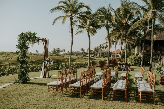 Bali Greenery Rustic with Boho Touch Wedding Decoration by Eurasia Wedding - 007 Bali Greenery Rustic with Boho Touch Wedding Decoration by Eurasia Wedding - 007