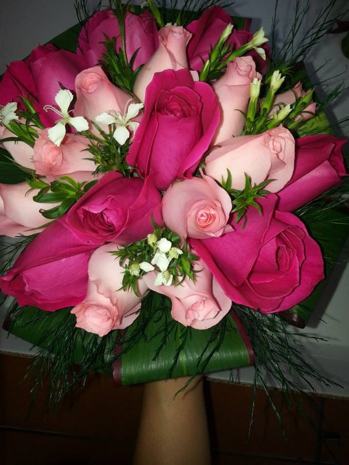 Wedding Bouquet by Welna's Floral Design Collection - 009 Wedding Bouquet by Welna's Floral Design Collection - 009