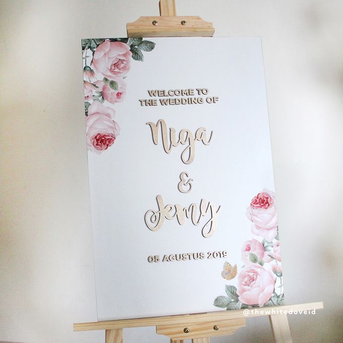 Wedding Sign by The White Dove - 002 Wedding Sign by The White Dove - 002